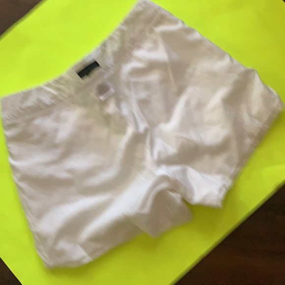 CYNTHIA ROWLEY WHITE EYELET EMBROIDERED SHORTS 6 SUMMER - Picture 11 of 11